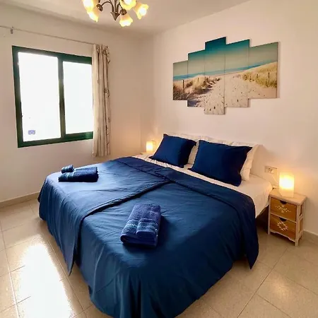 Cozy And Sunny Over The Rooftops * Puerto del Carmen (Lanzarote)